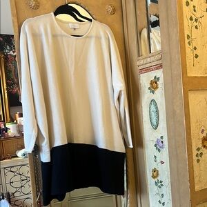 Black and White Long Sleeve Tunic